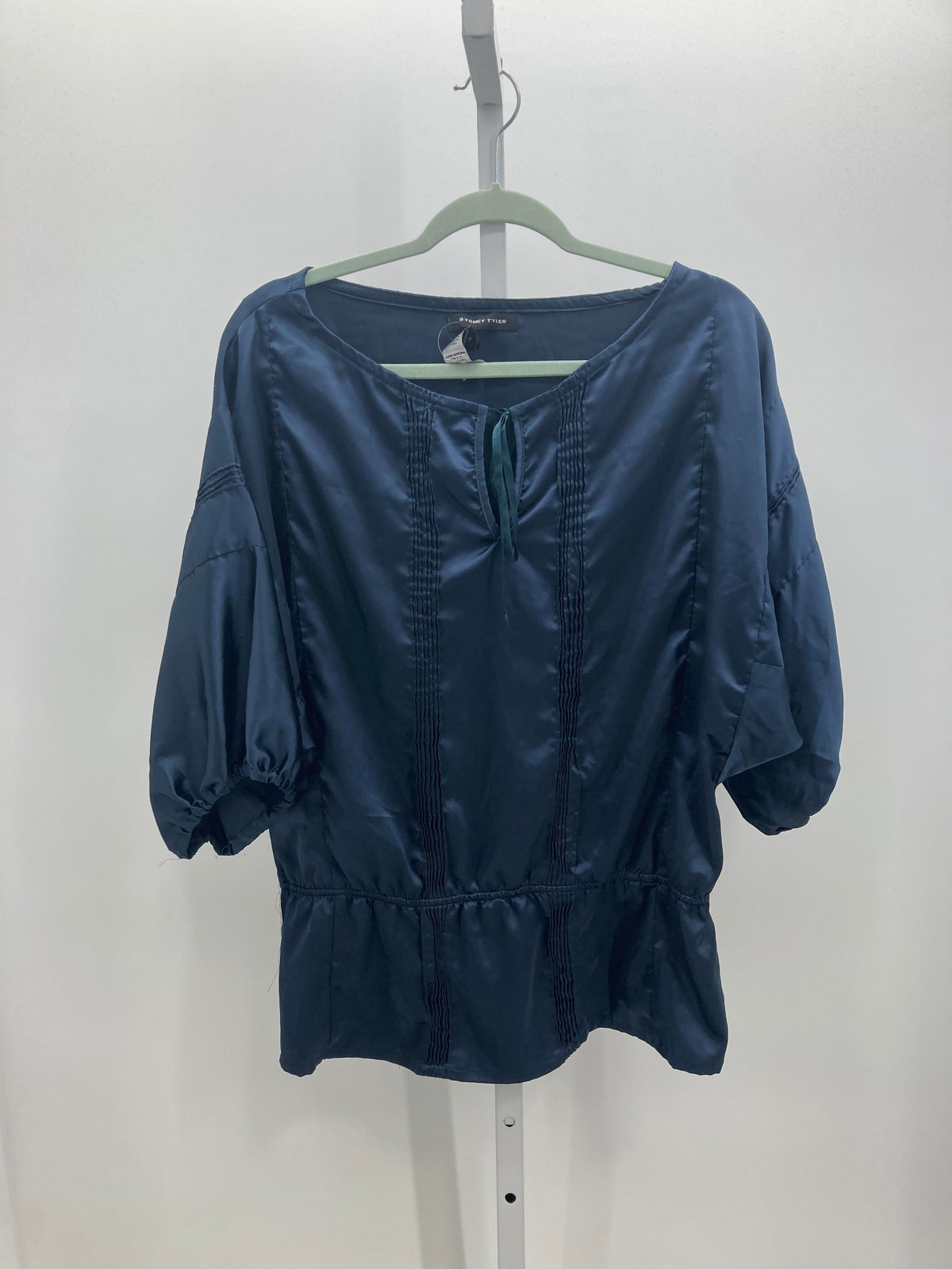 Size 12 Misses Short Sleeve Shirt