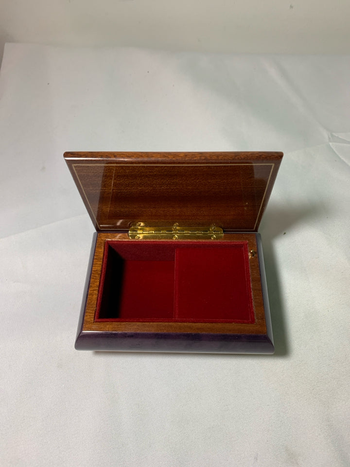 VTG MUSICAL JEWELRY BOX PURPLE MUSICAL INSTRUMENTS VELVET LINING.