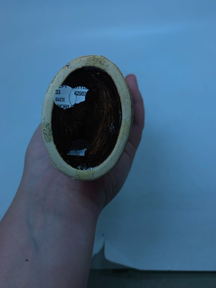 WOOD GRAIN TEXTURED UNEVEN CERAMIC VASE.