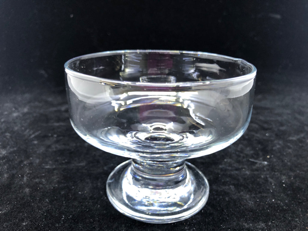 6 FOOTED DESSERT BOWLS- IN BOX