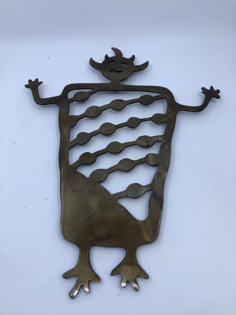 BRASS ABSTRACT MAN W/ HANDS UP WALL ART.