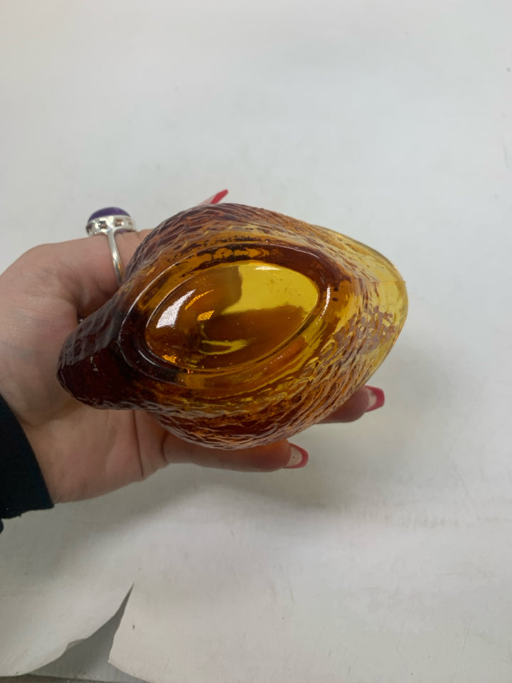 VTG SMALL GLASS TEXTURED SWAN TRINKET BOWL.