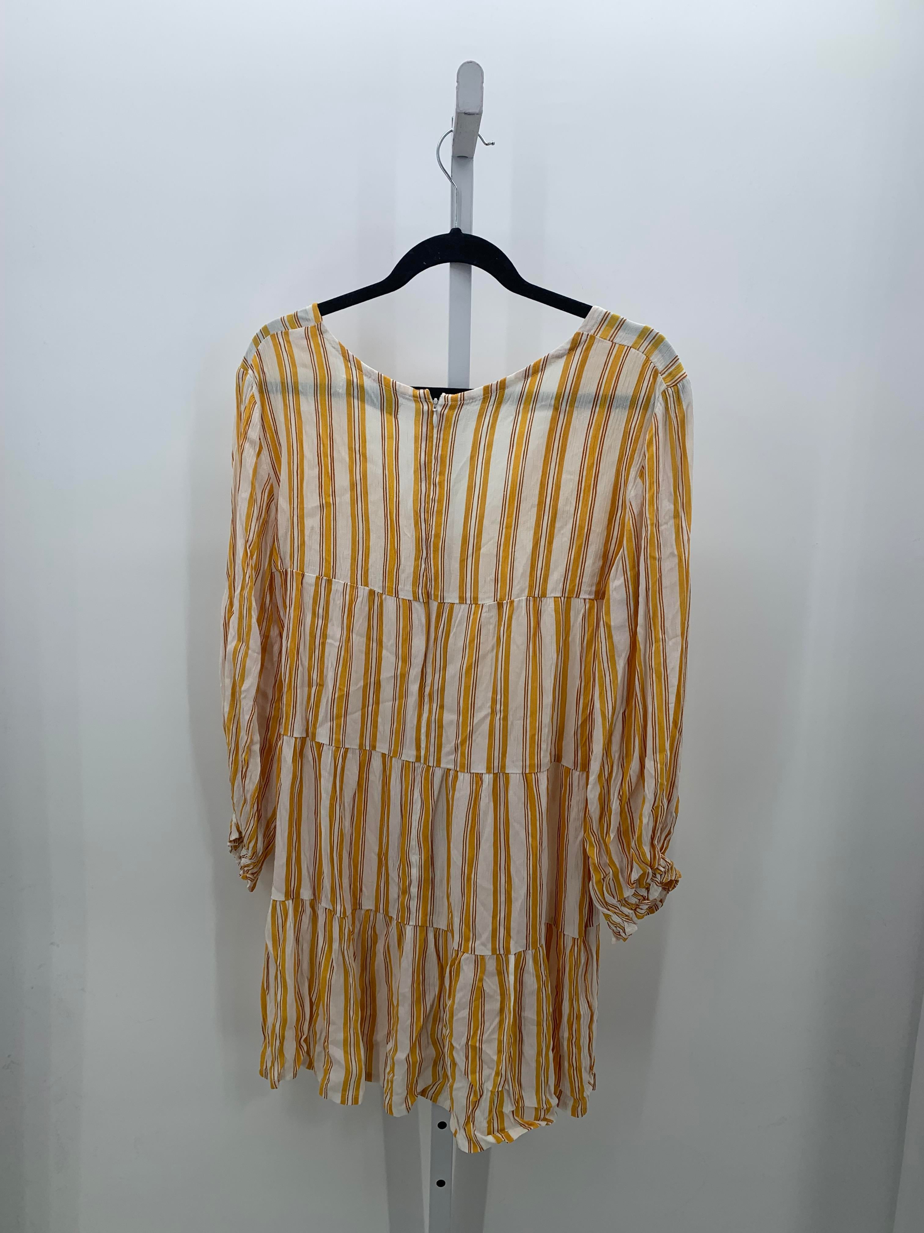 Size Small Misses Long Sleeve Dress