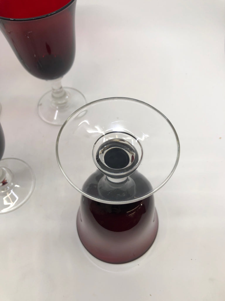 4 RED WINE GOBLETS.