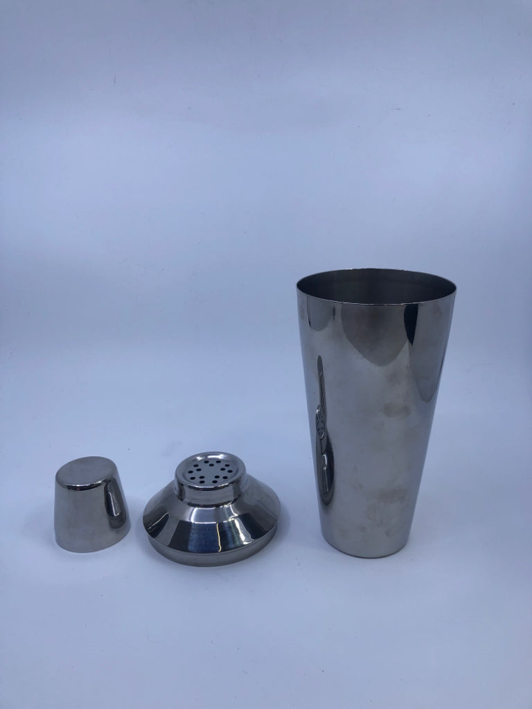 STAINLESS STEEL COCKTAIL SHAKER.