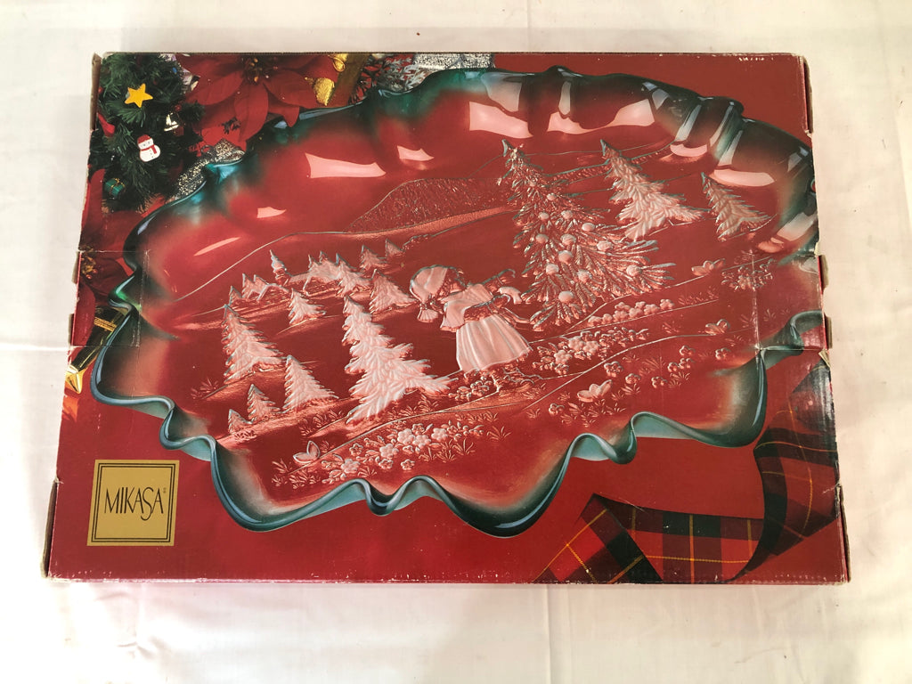 NIB MIKASA CHRISTMAS STORY SPRUCE PLATTER.