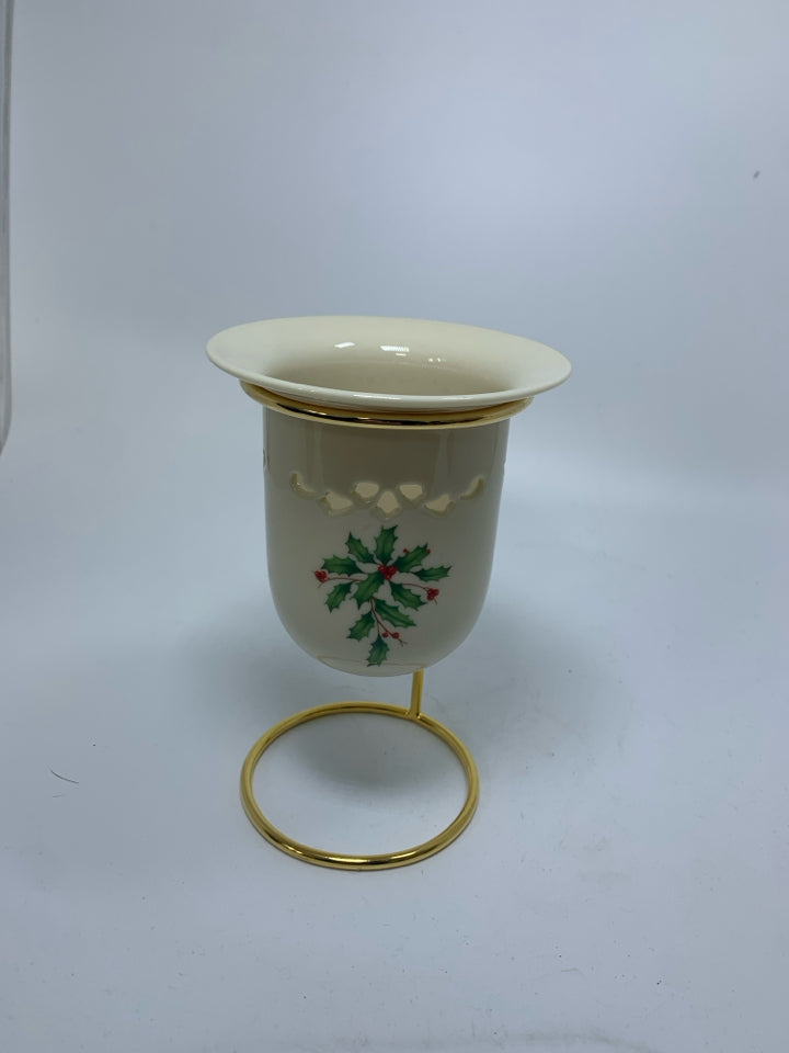 2PC LENOX HOLIDAY PATTERN PIECED TEA LIGHT HOLDER IN STAND.