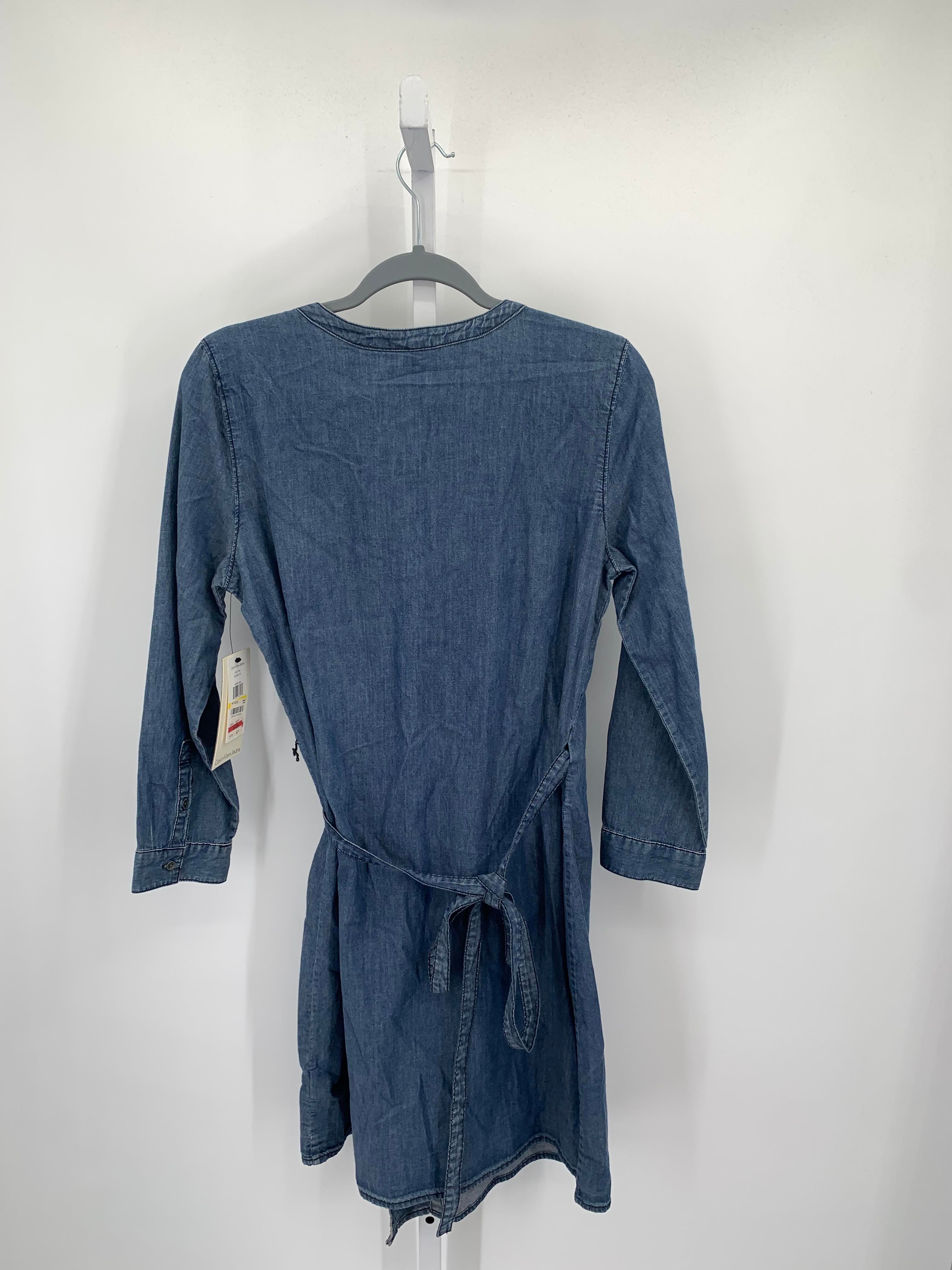 Calvin Klein Size Medium Misses Long Sleeve Dress