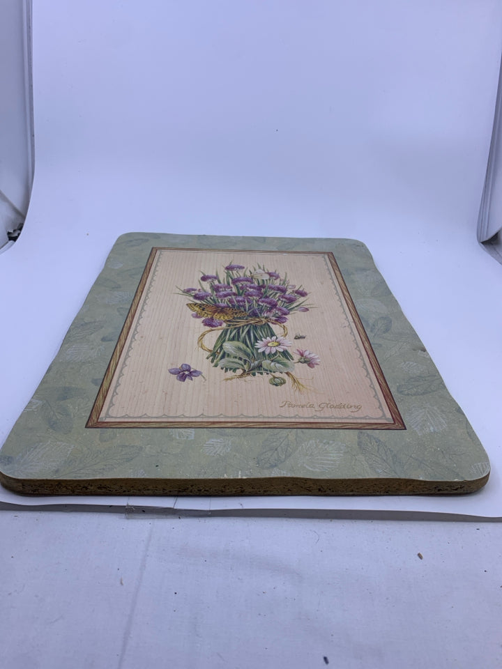 PURPLE FLORAL WALL ART.