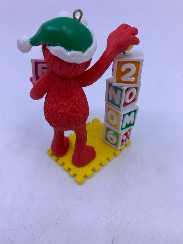 NIB ELMO ORNAMENT.