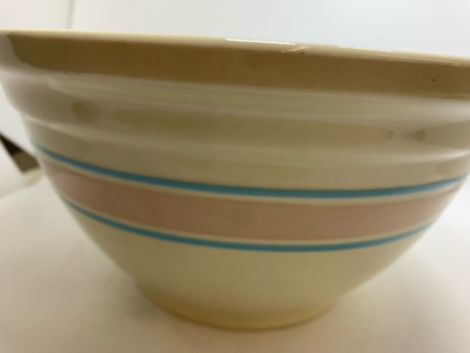 4PC VTG USA OVENWARE STRIPED NESTING BOWLS.