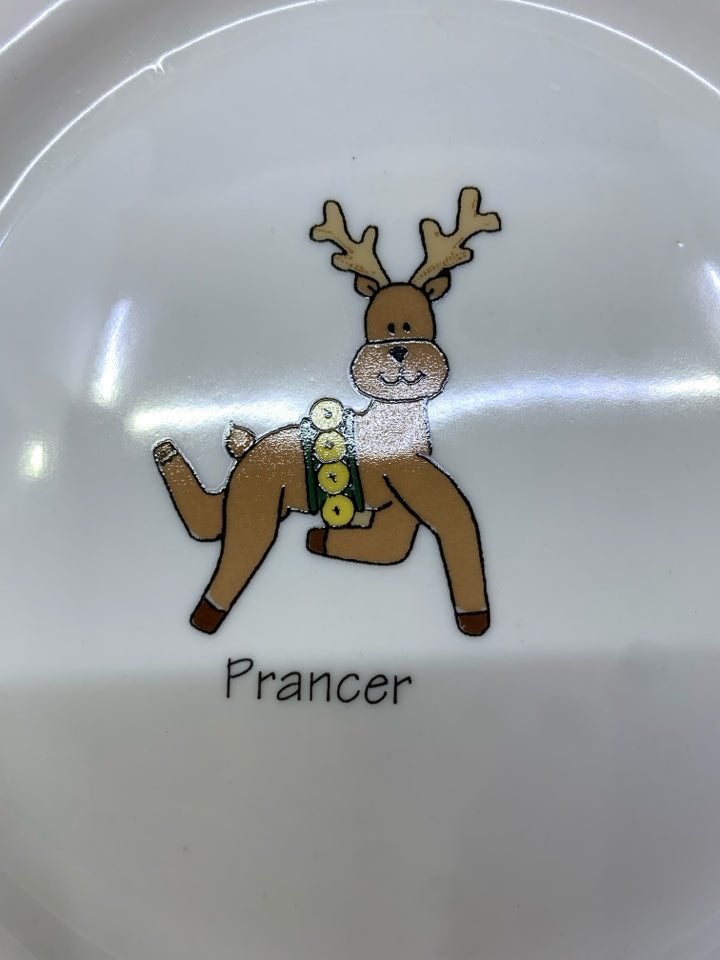 8 REINDEER LUNCH PLATES.