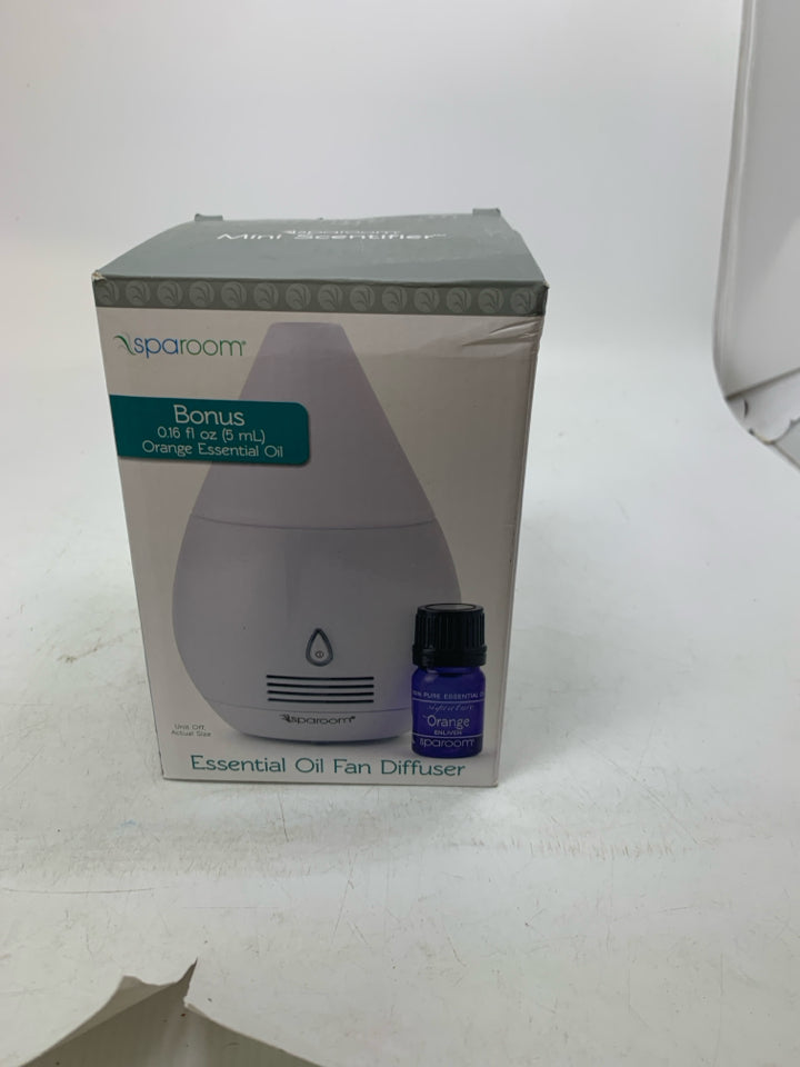 NIB COLOR CHANGING ESSENTIAL OIL FAN DIFFUSER.