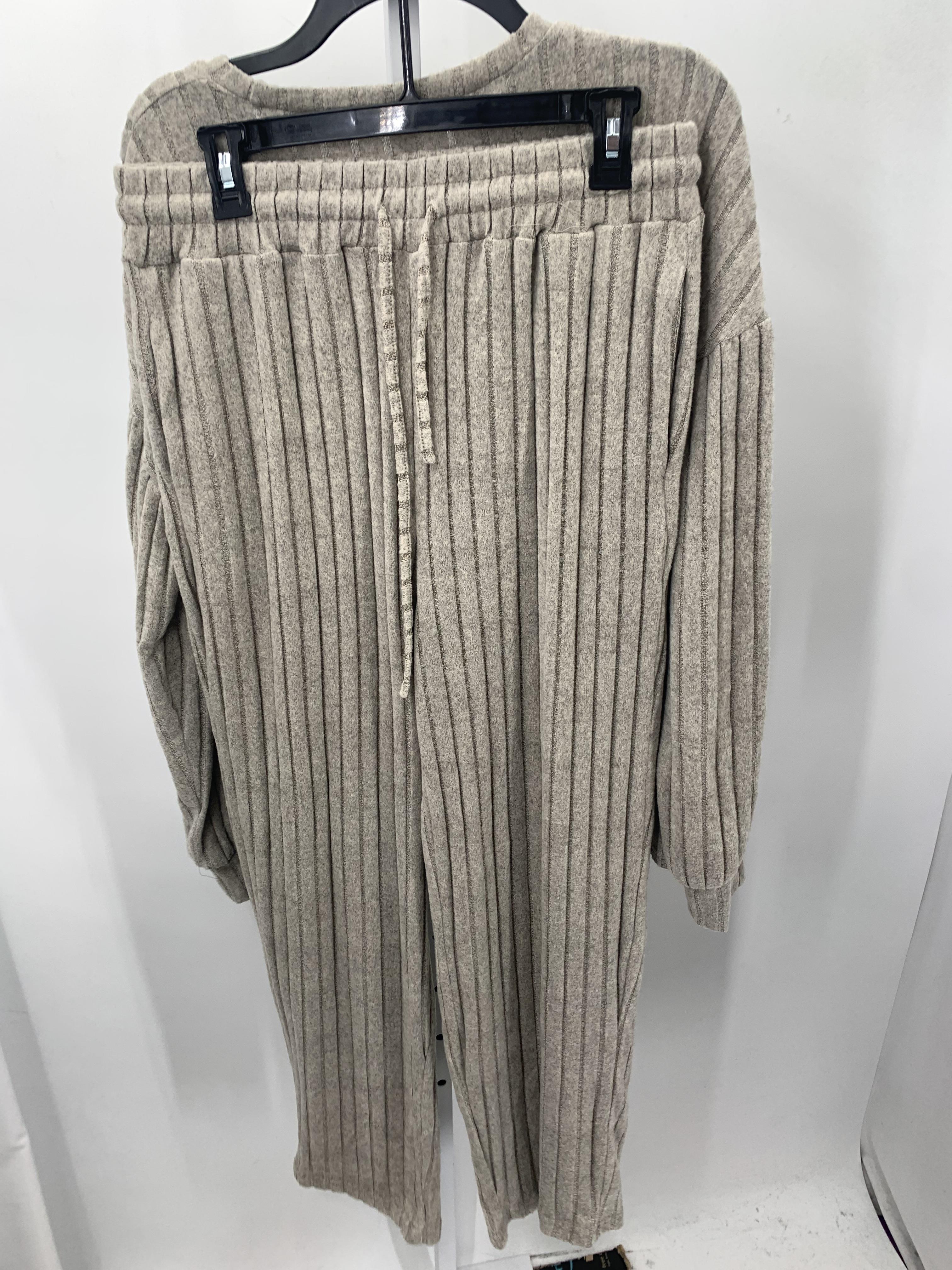 Size Large Misses 2 Piece