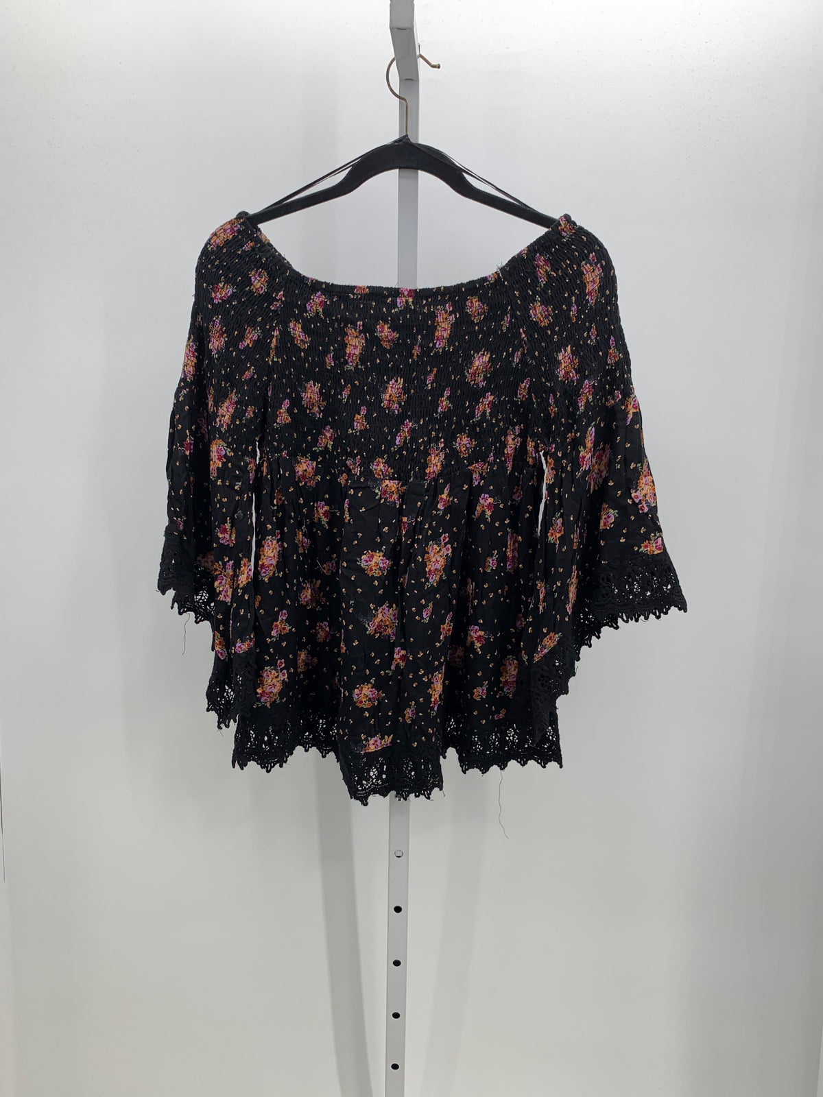Angie Size Large Juniors 3/4 Sleeve Shirt