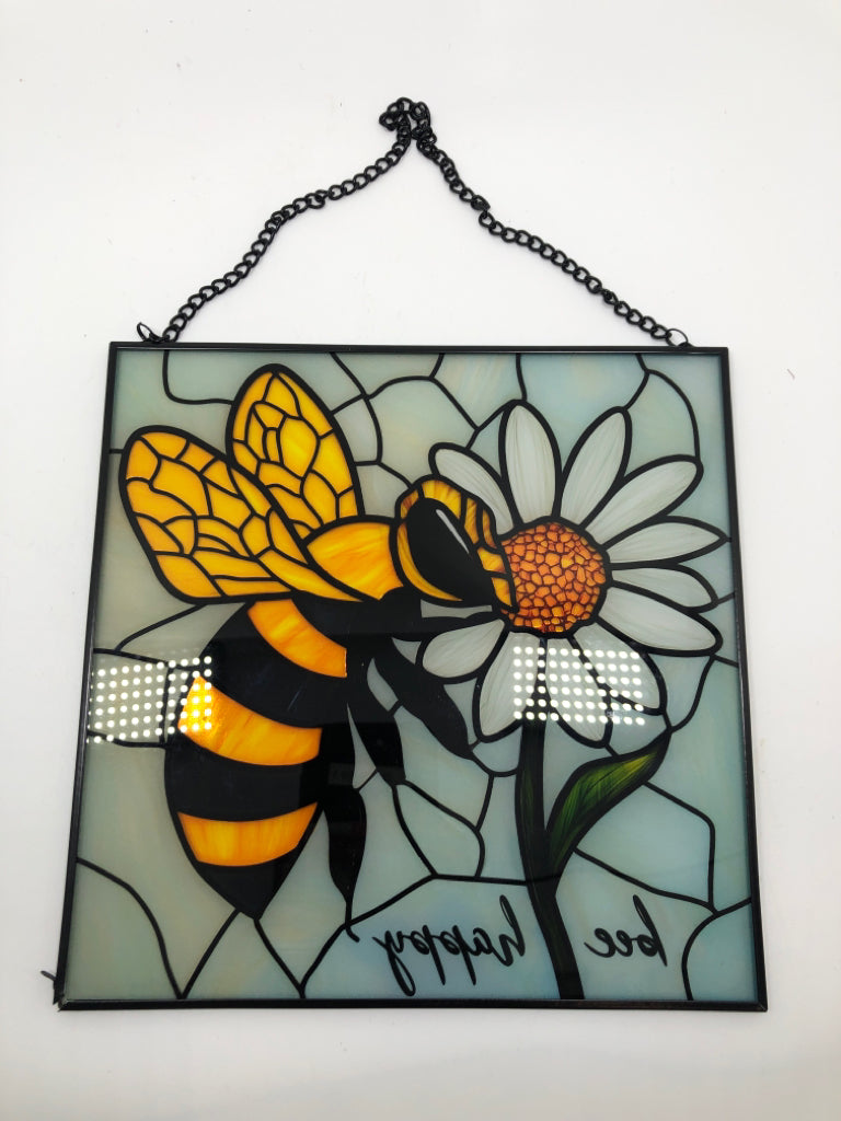 BEE HAPPY GLASS HANGING.