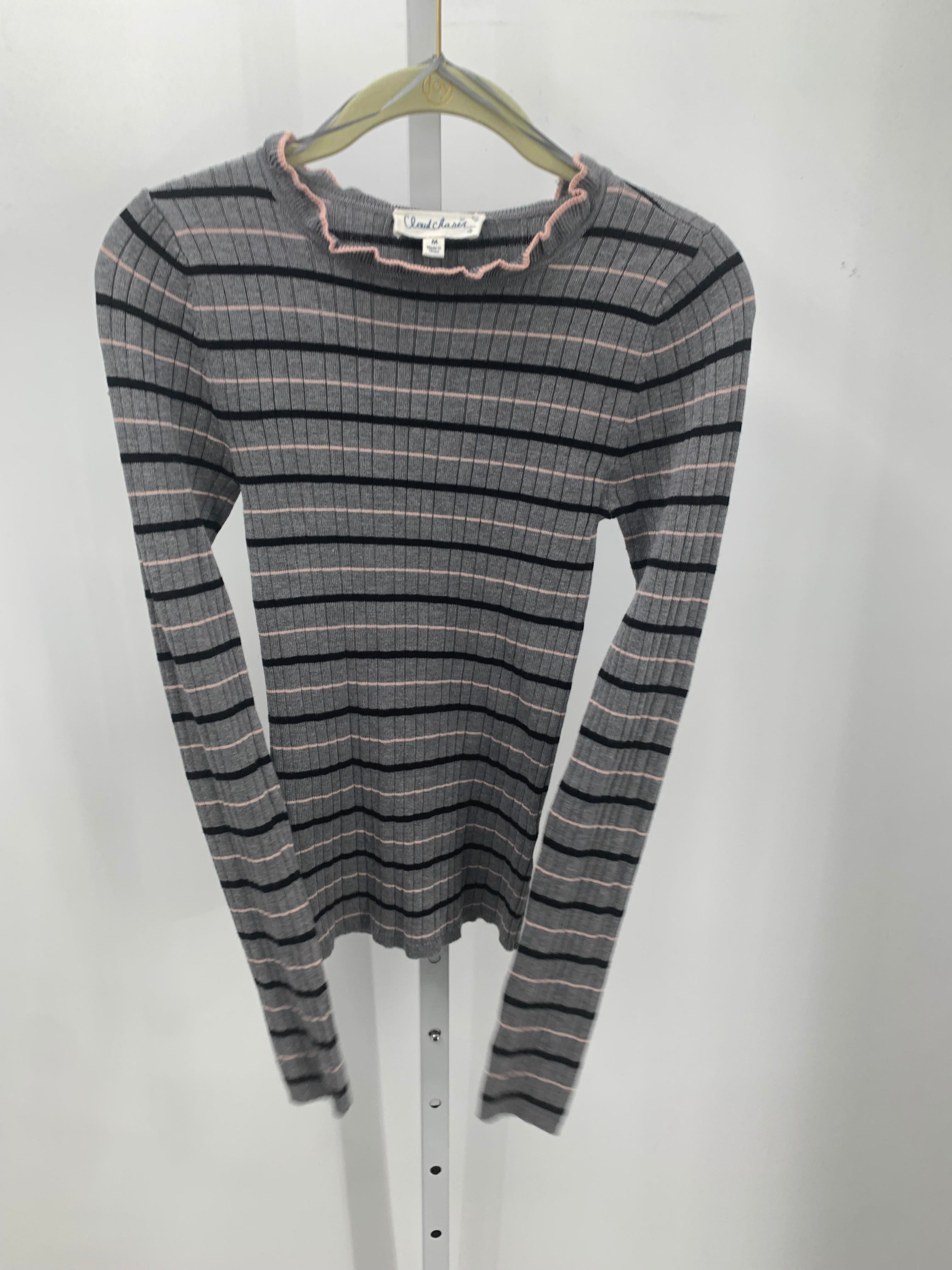 Cloud Chaser Size Medium Juniors Long Sleeve Sweater