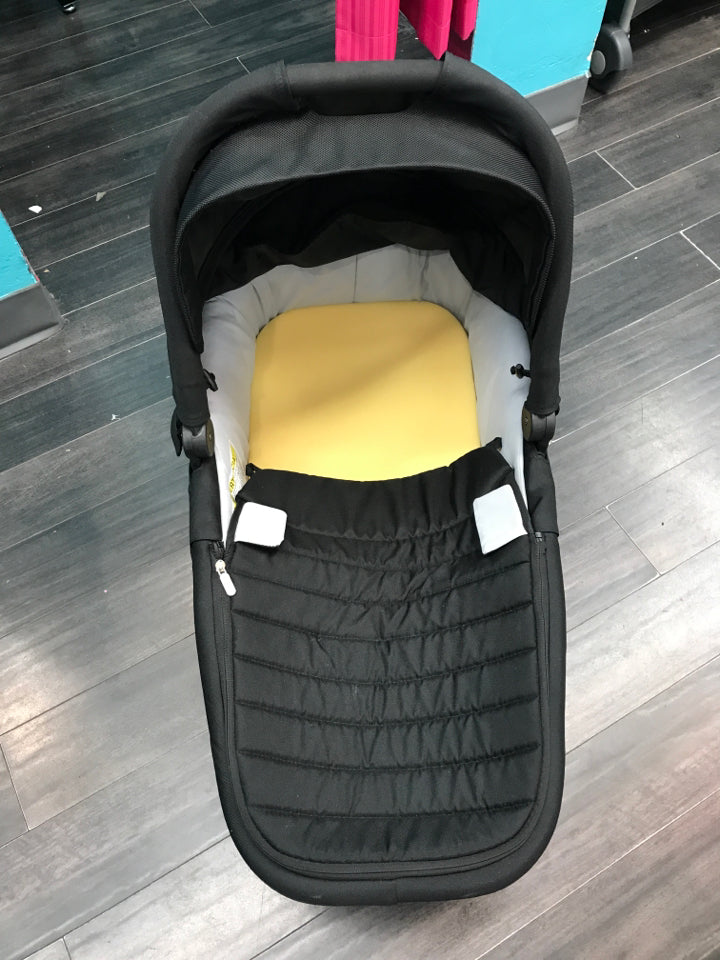 Britax B-Ready Bassinet