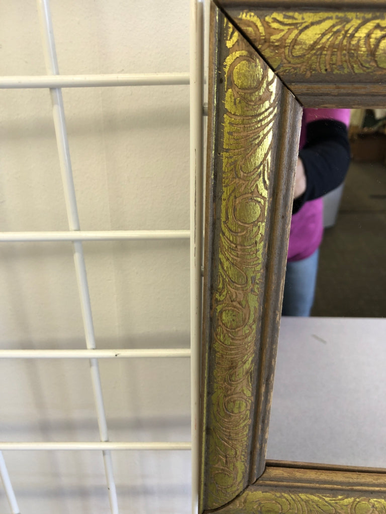 GOLD SCROLL RECTANGLE MIRROR.