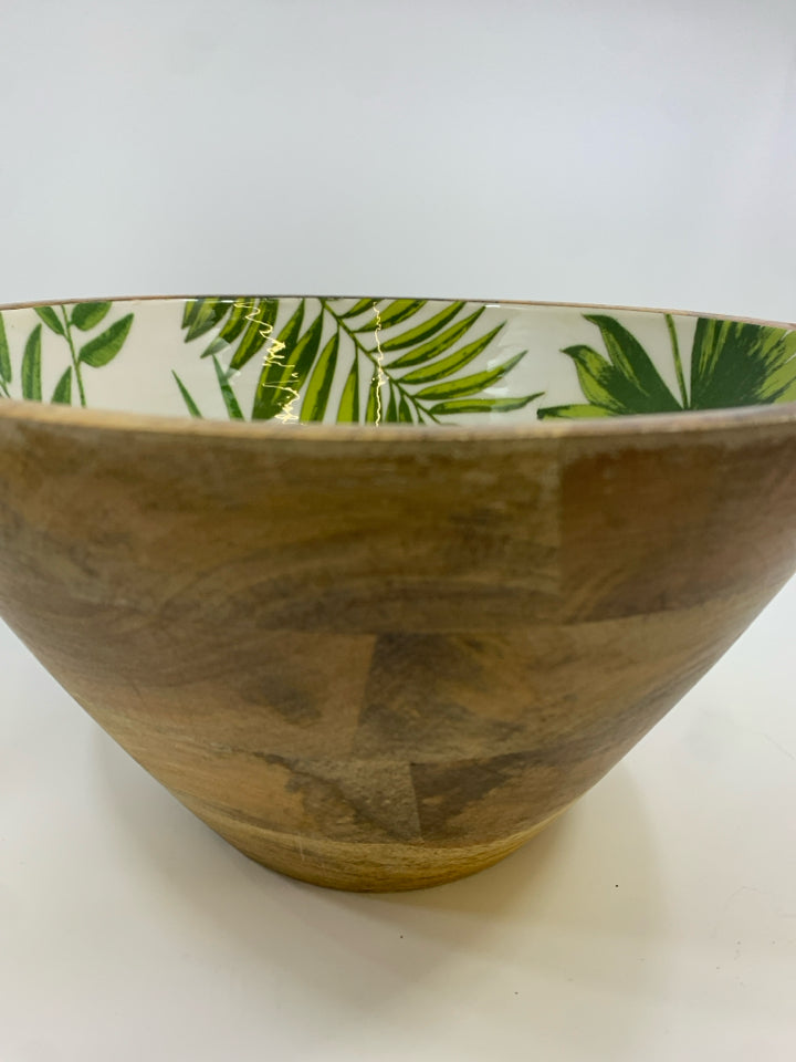 BAMBOO SALAD BOWL W/PALM PRINT INLAY.
