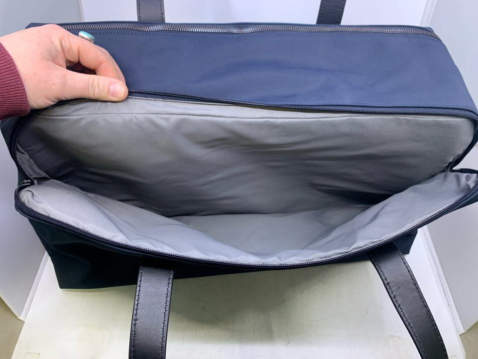 Away The Everywhere Carry On Bag- New