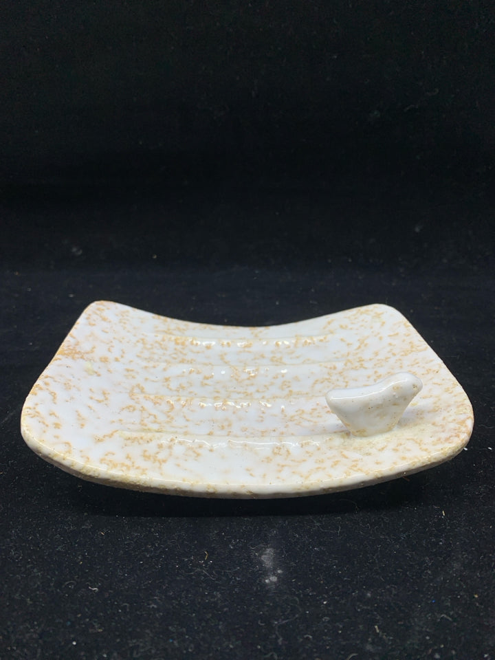 FOOTED SOAP DISH W/BIRD.