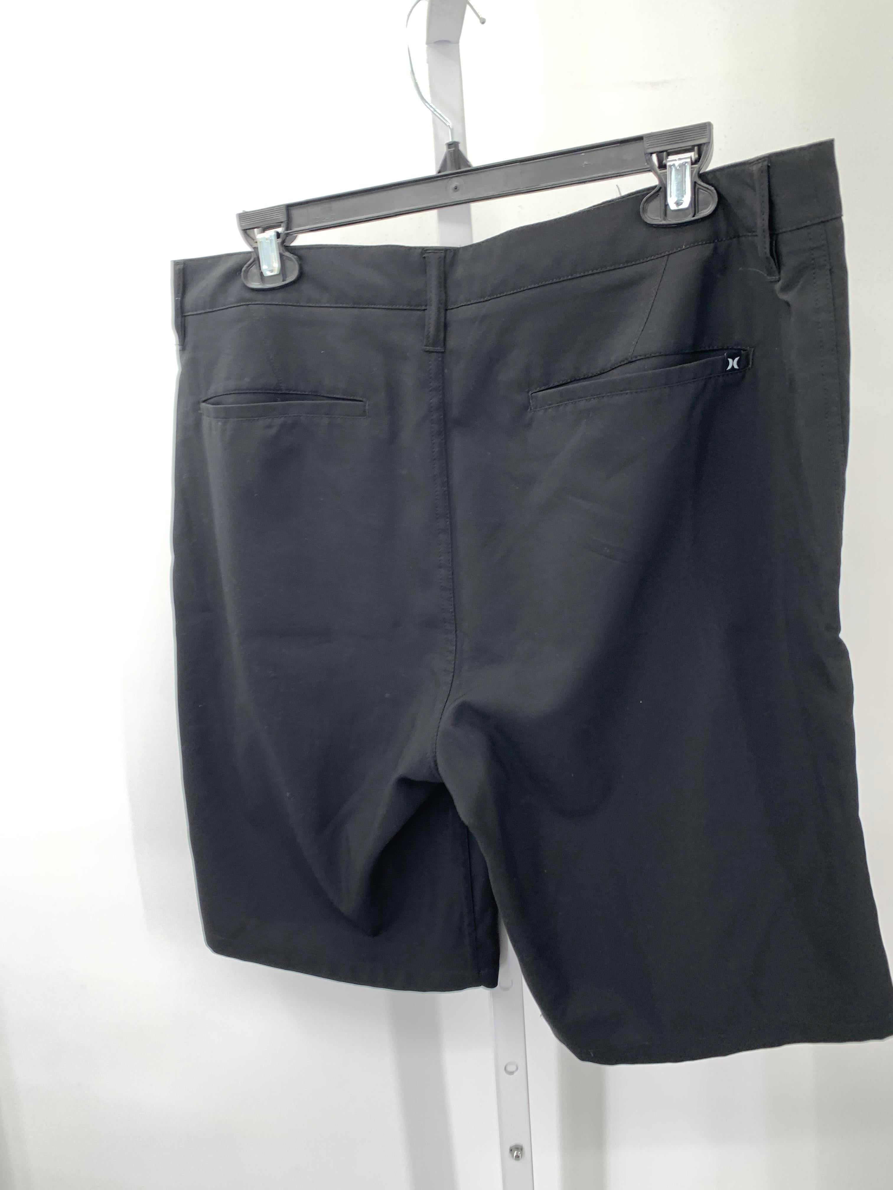 REGULAR FIT SHORTS