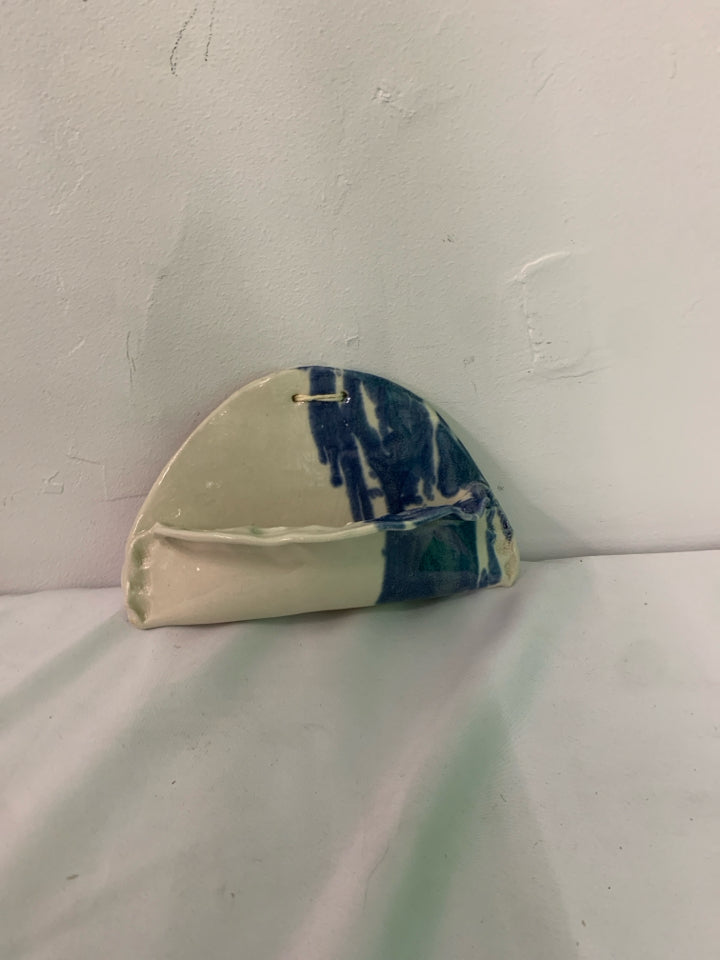 BLUE SWIRL POTTERY WALL HANGING POCKET.