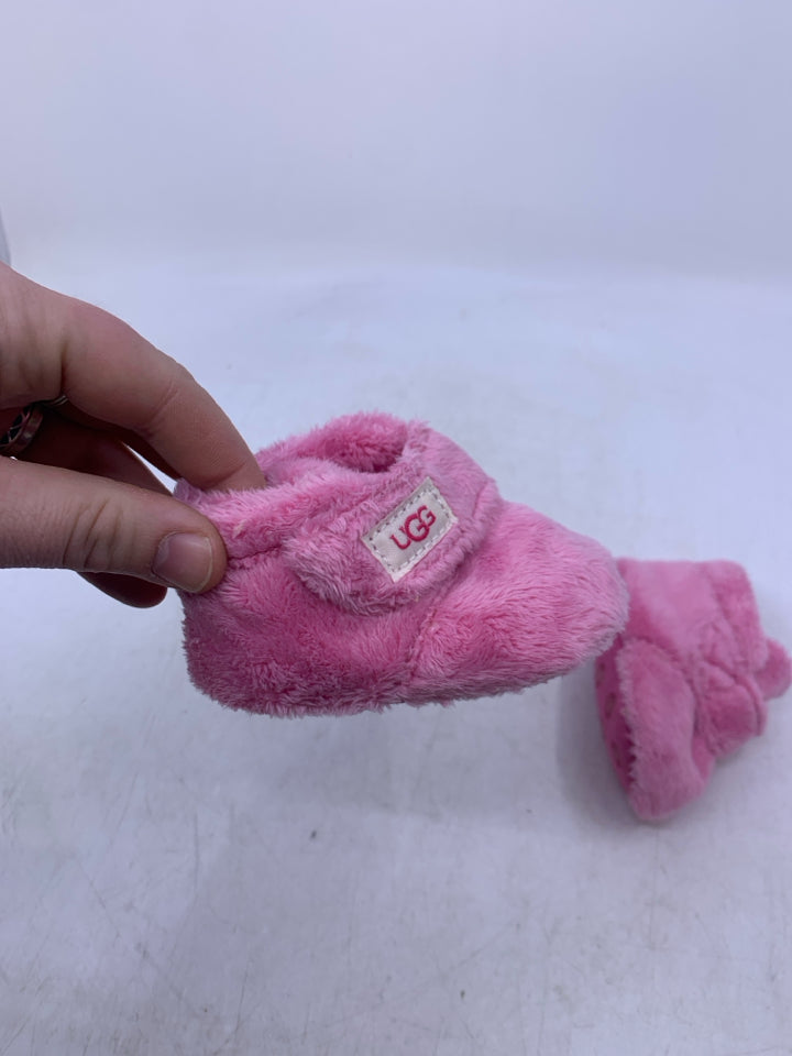 UGG Size 0-1 Soft Shoes