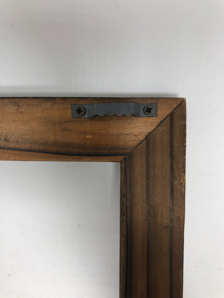 WOODEN WINDOW PANE WALL-HANGING.