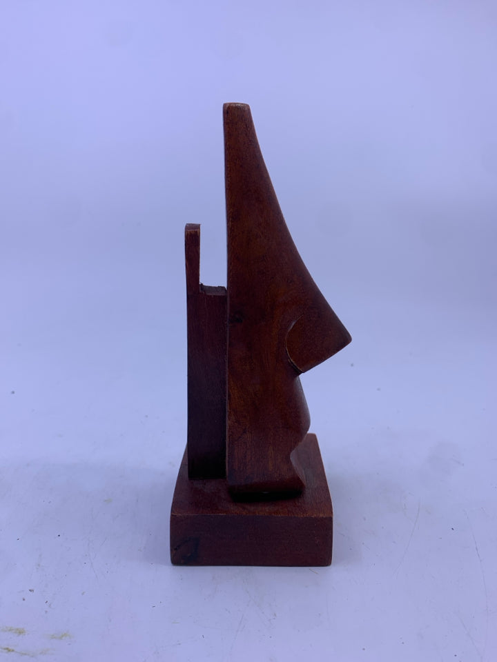 WOOD NOSE GLASSES HOLDER.