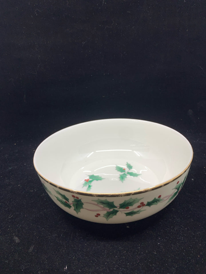 MIKASA HOLLY BOWL W GOLD RIM.