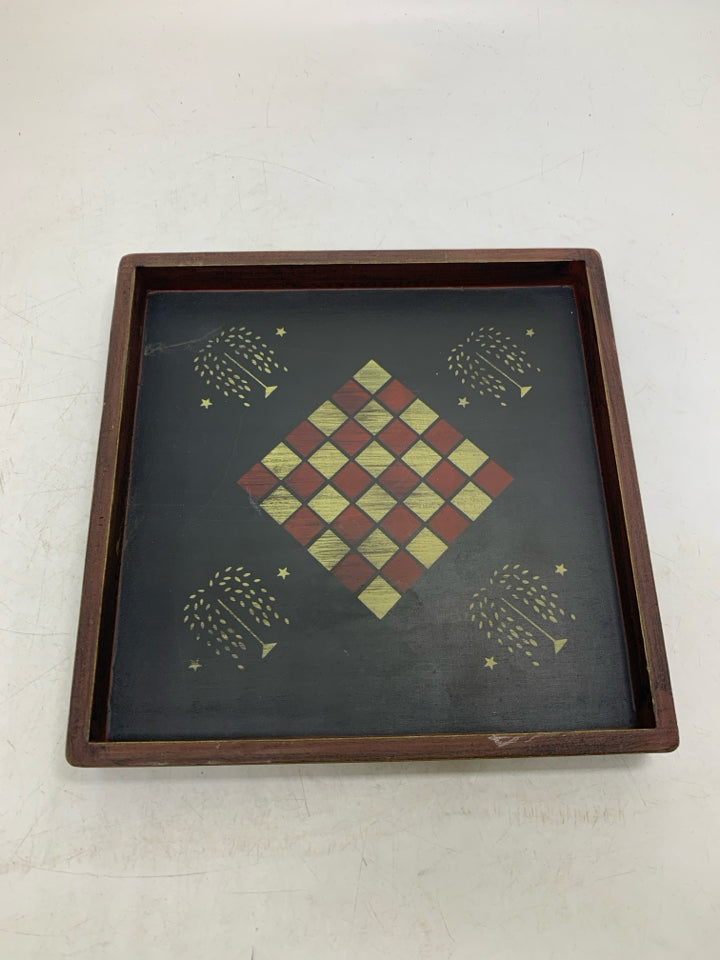 SQUARE PRINTED WEEPING WILLOW W/ CHECKERED BOARD WALL HANGING.