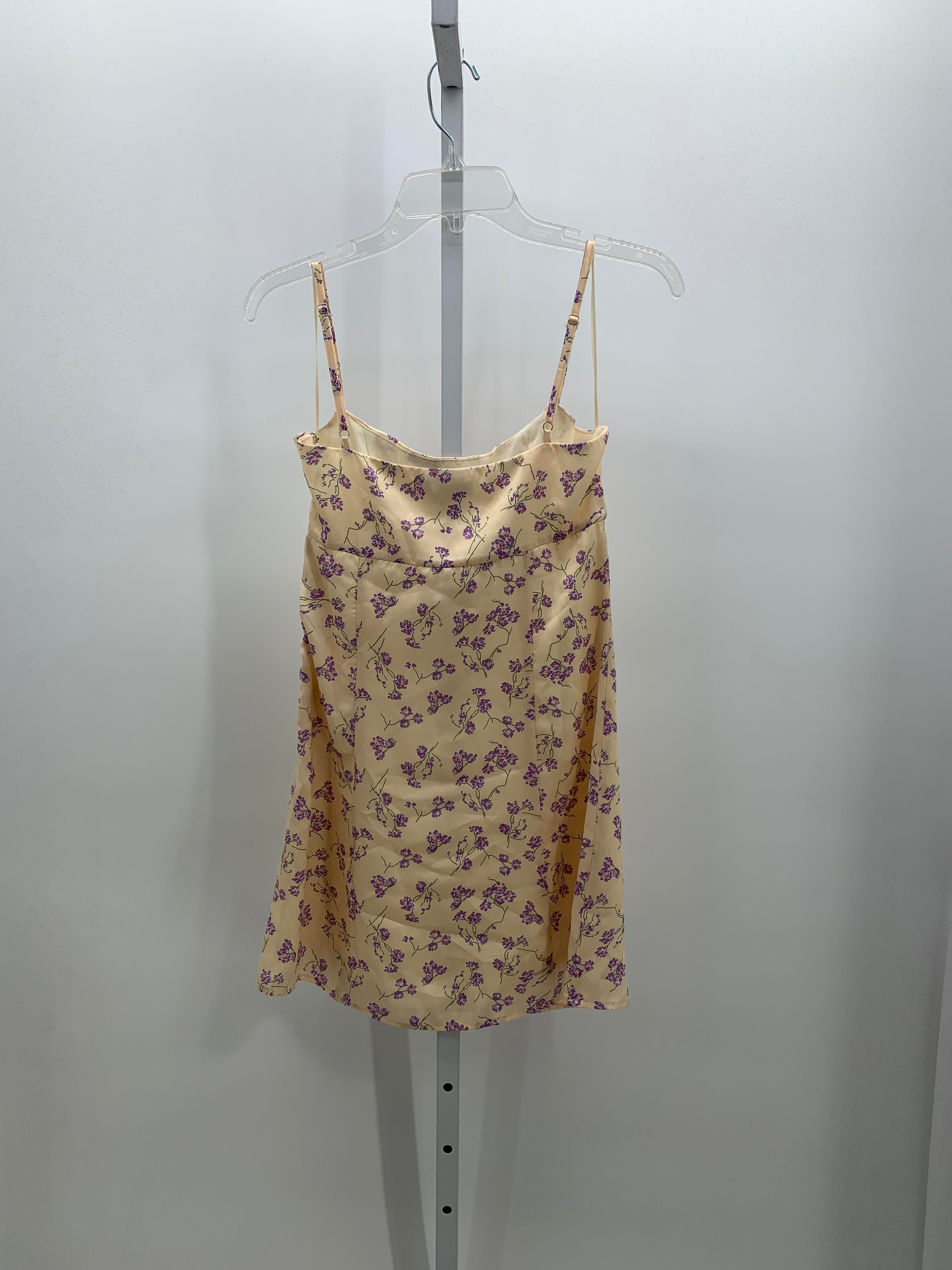 Size X Small Juniors Sleeveless Dress