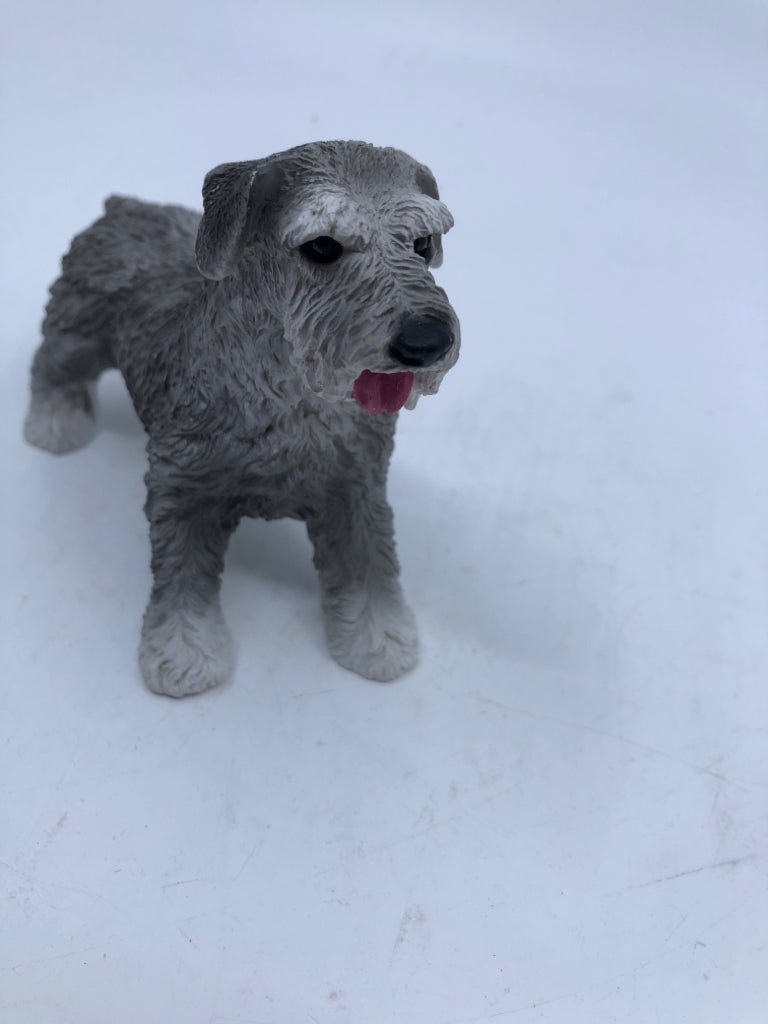 GREY RESIN DOG FIGURE.