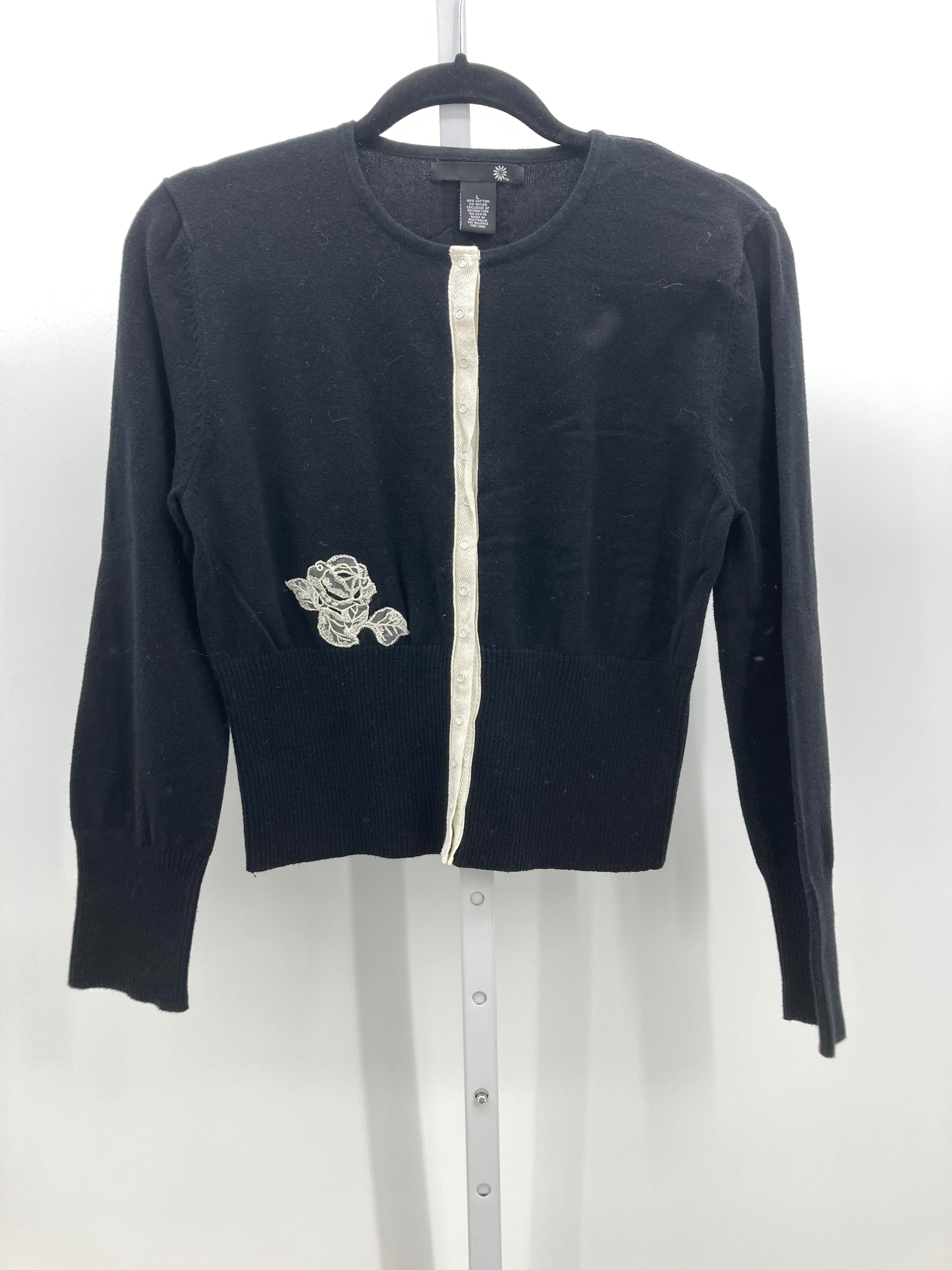 Size Large Juniors Long Sleeve Sweater