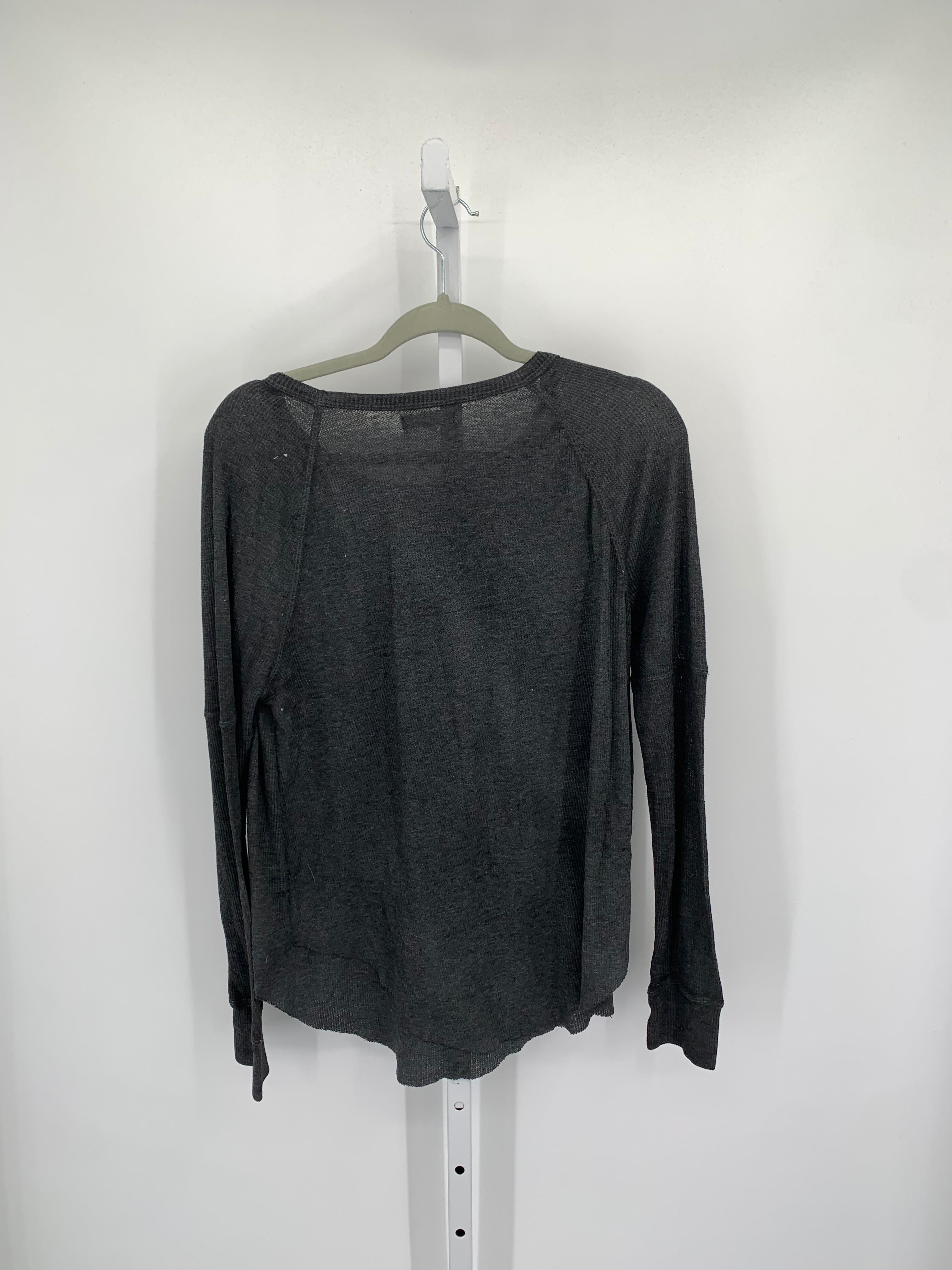 Grayson Size Medium Misses Long Sleeve Shirt