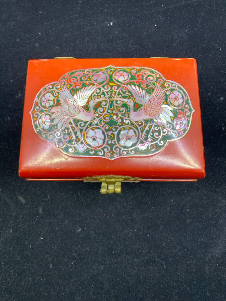 RED ASIAN STYLE TRINKET BOX.