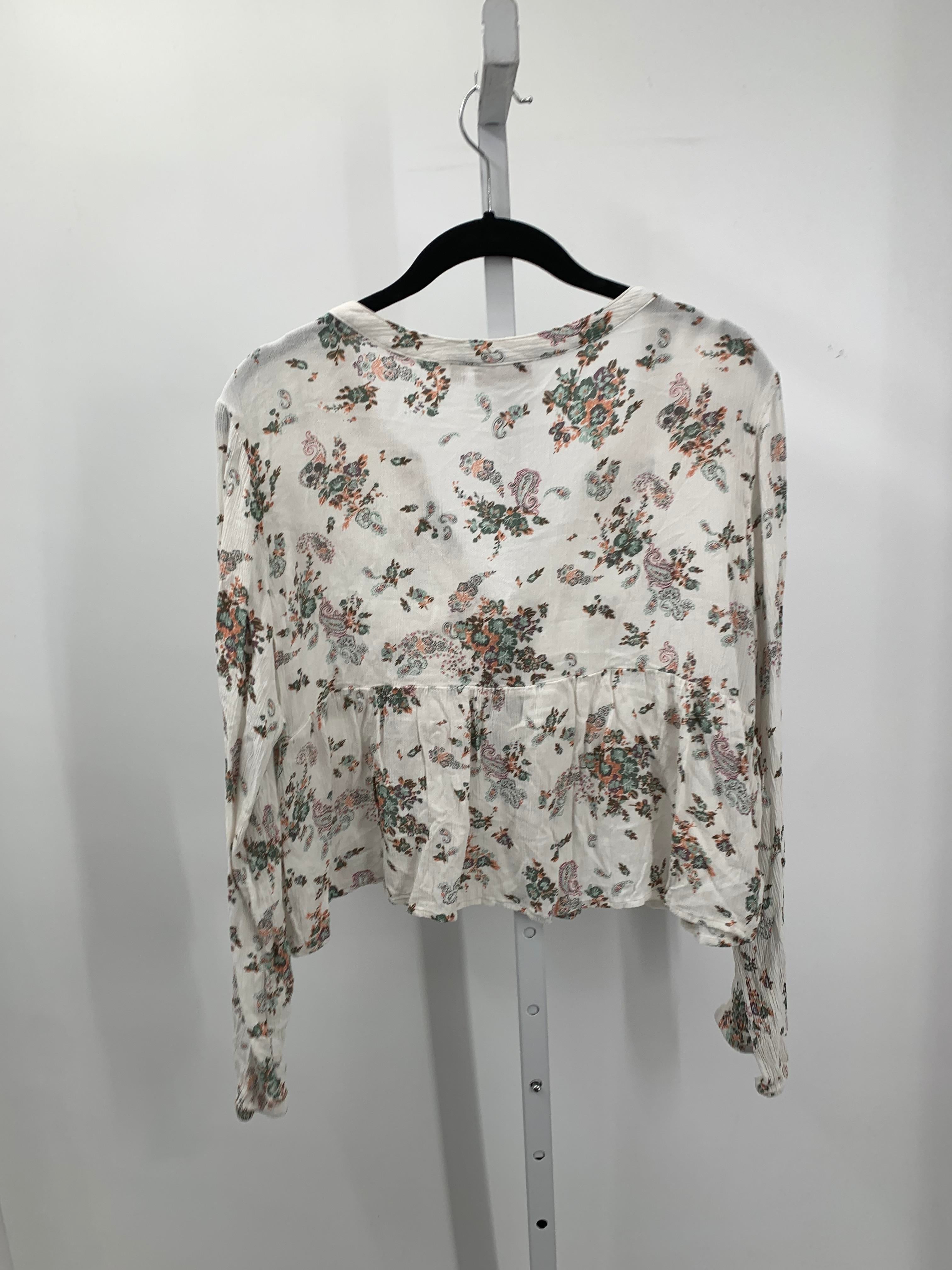 SO Size Medium Juniors Long Sleeve Shirt