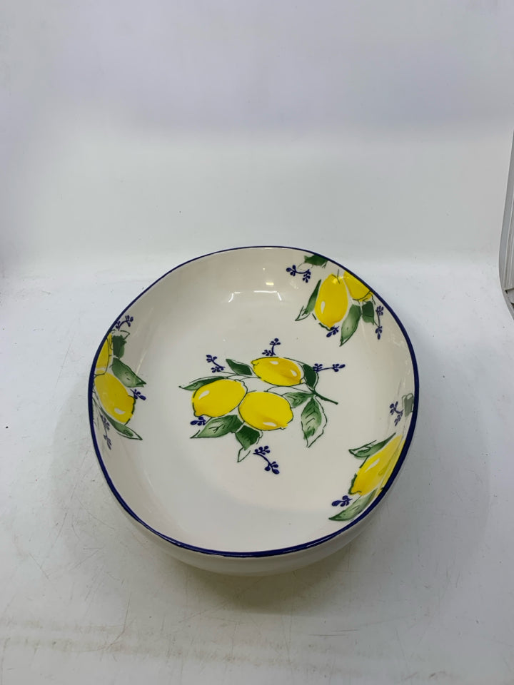 OVAL CERAMIC WHITE BOWL W/ LEMONS.