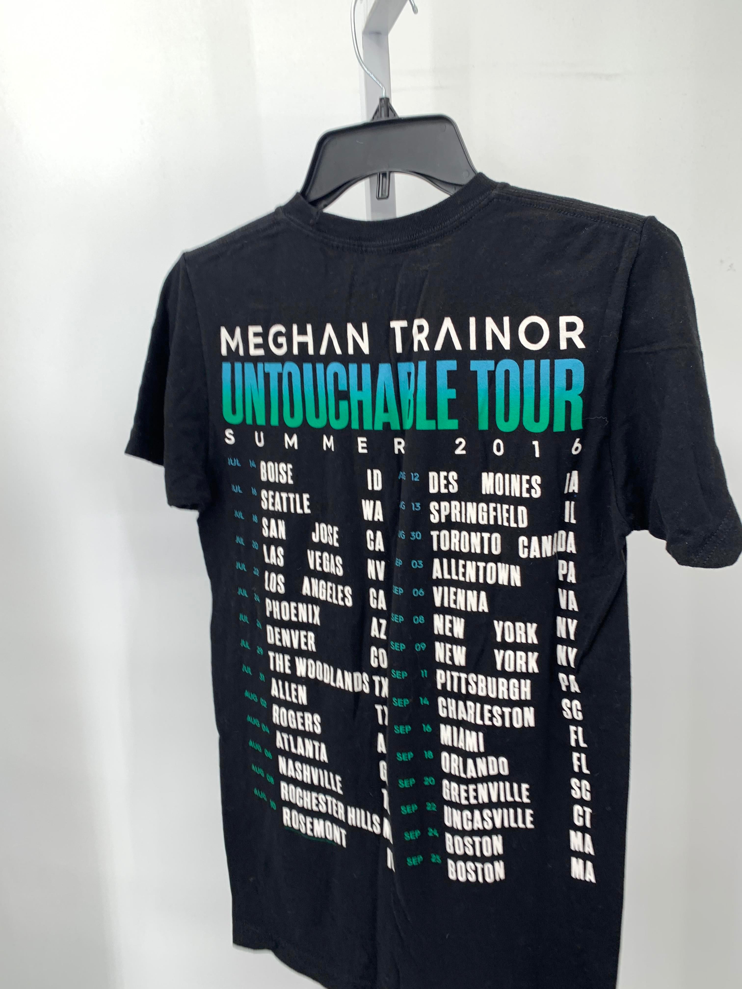 Size Small Juniors Short Sleeve Shirt