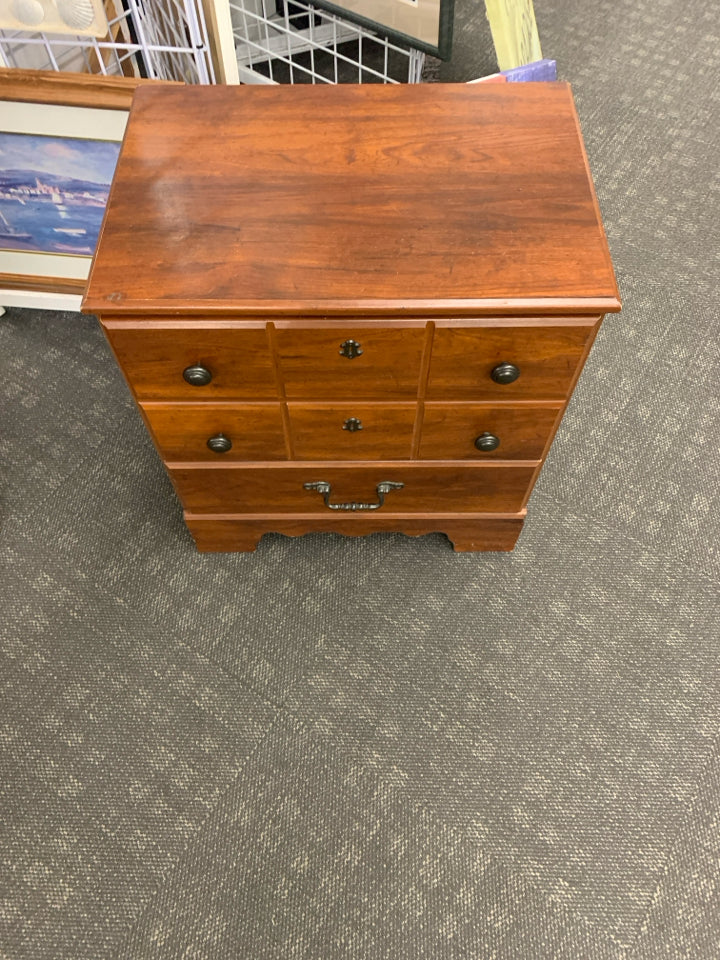 2 DRAWER NIGHT STAND.