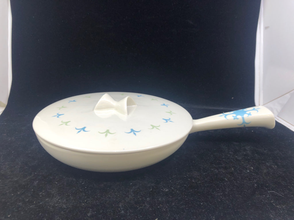 VTG CERAMIC SKILLET PAN W/LID.