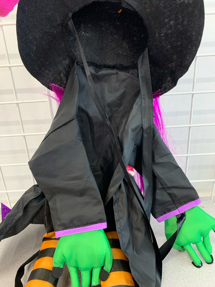 WITCH TREE TOPPER.