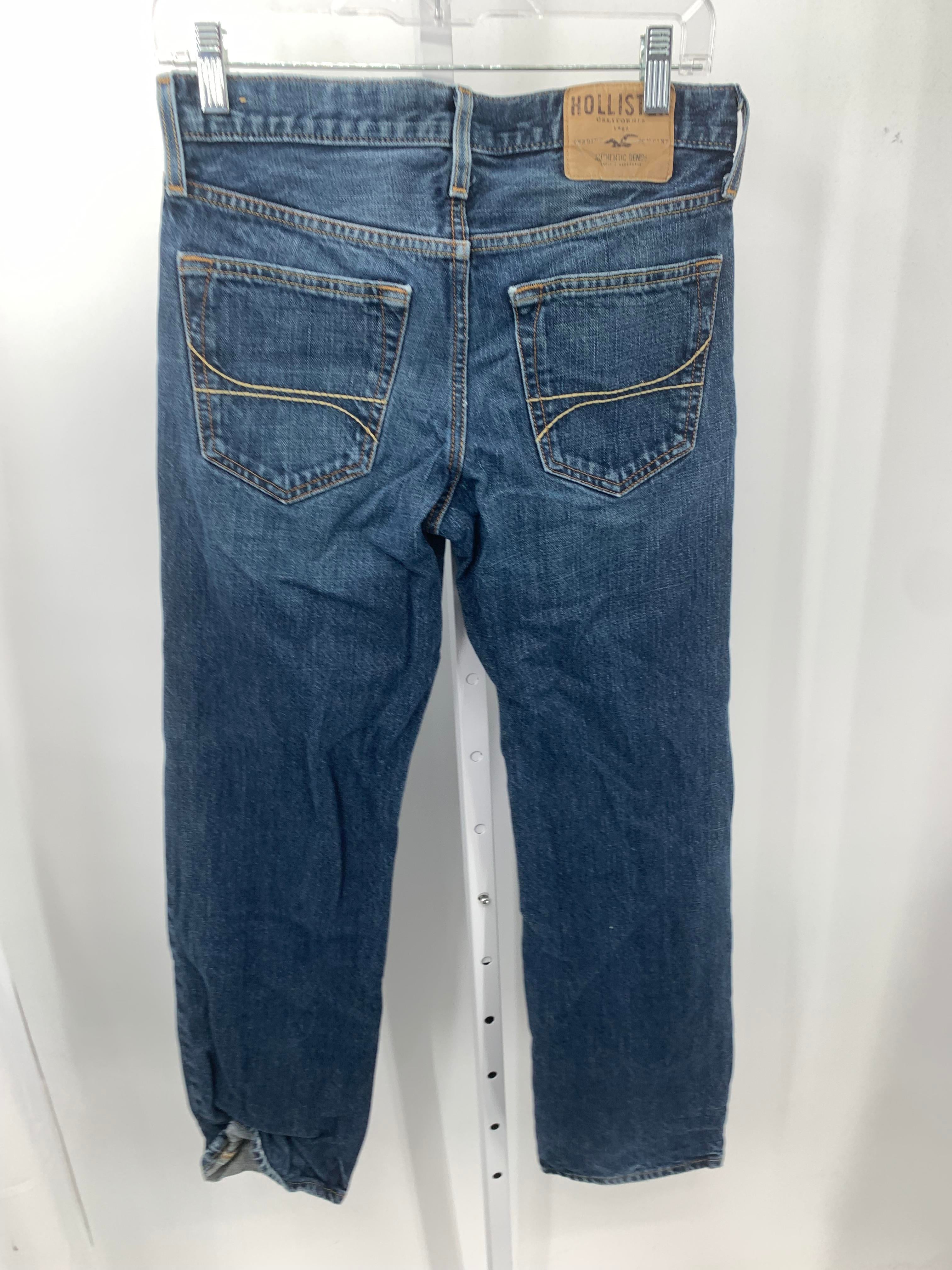 STRAIGHT LEG JEANS