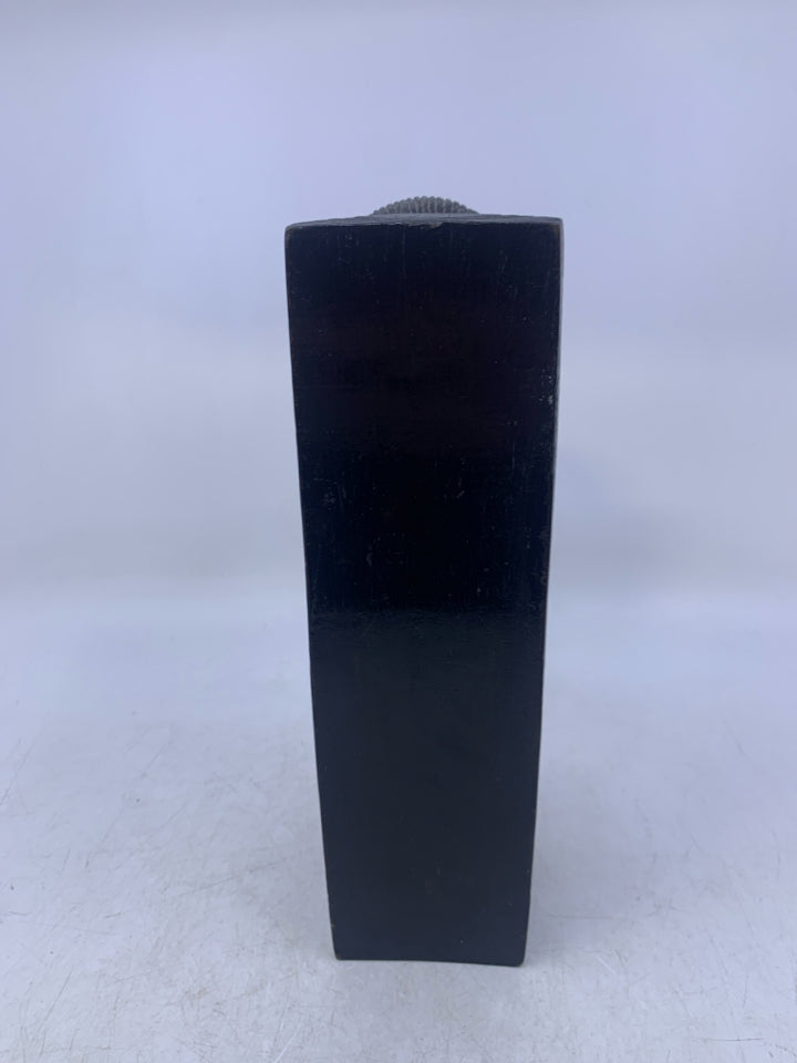 HEAVY BLACK WOOD CARVED FACE W/ FLAT EDGE FOLK AR BOOK END.