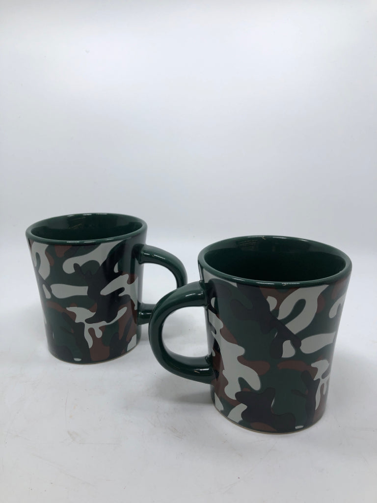 2 GREEN CAMO MUGS.