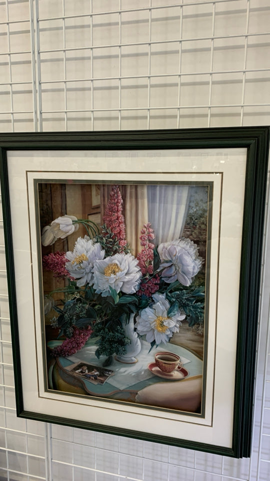 FLOWER BOUQUET PAPER CUTOUT IN GREEN SHADOWBOX FRAME.