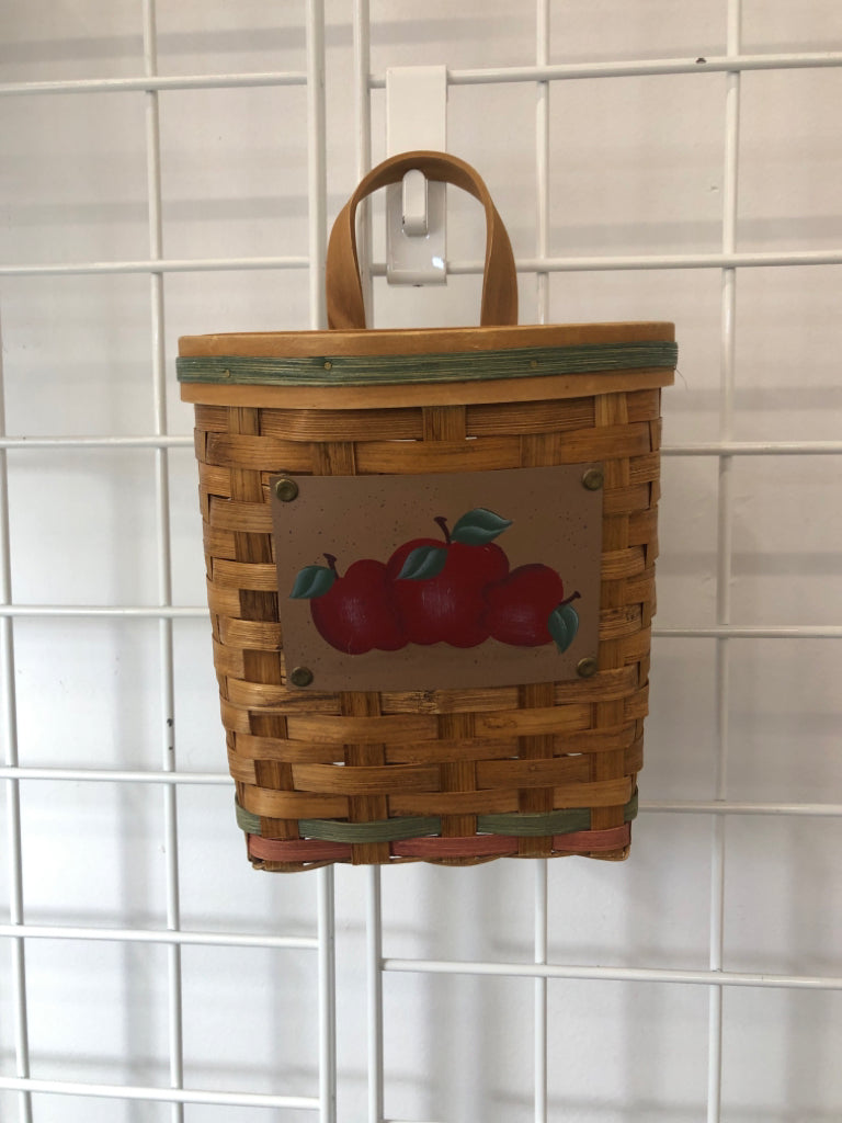 SMALL APPLE WALL HANGING BASKET.