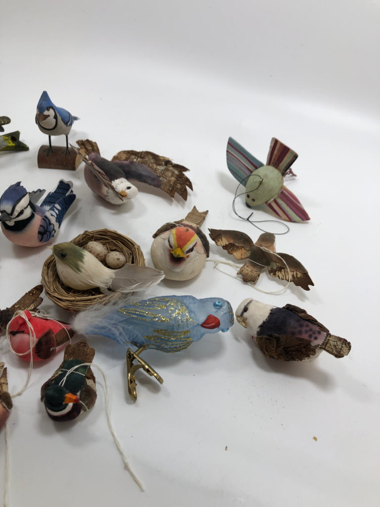 BAG OF ASSORTED CORK BIRDS.